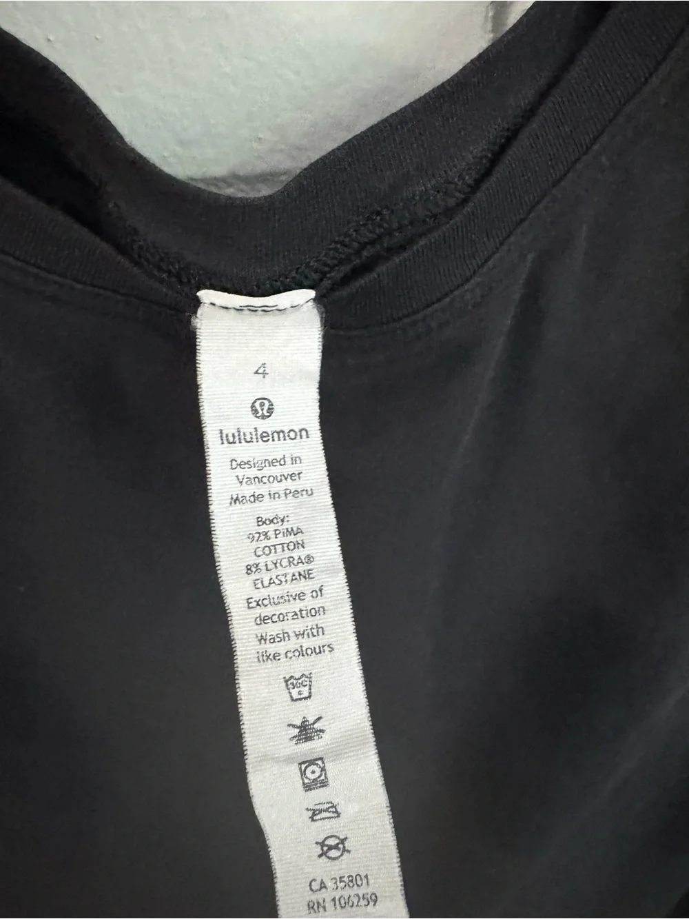 Lululemon bundle of 4 tank tops